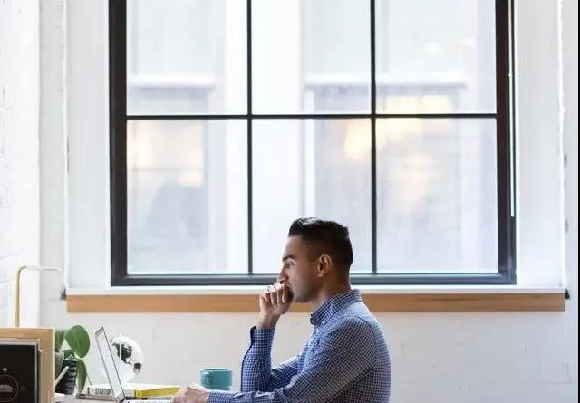 觅梦堂谈文案 / 设计 / 剪辑外,这 4 个冷门技能线上接单更赚钱:时薪 50 + 不内卷插图 觅梦堂谈文案 / 设计 / 剪辑外,这 4 个冷门技能线上接单更赚钱:时薪 50 + 不内卷插图