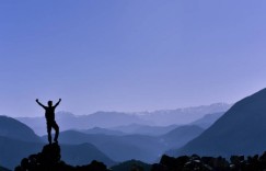 觅梦堂谈考研 / 考公党线上副业：每天 1 小时，不影响复习还能赚报名费